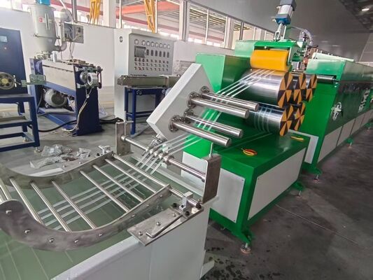 冷却タンクにおける自動水位制御による生産の中断防止