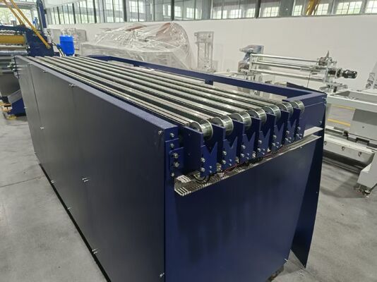 厚さ100mm オーブンと箱の隔熱 エコPPストラッピングエクストルージングライン