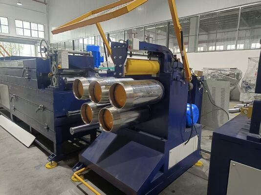 安定した溶融フローと均一な製品品質を保証するデュアル計量ポンプ